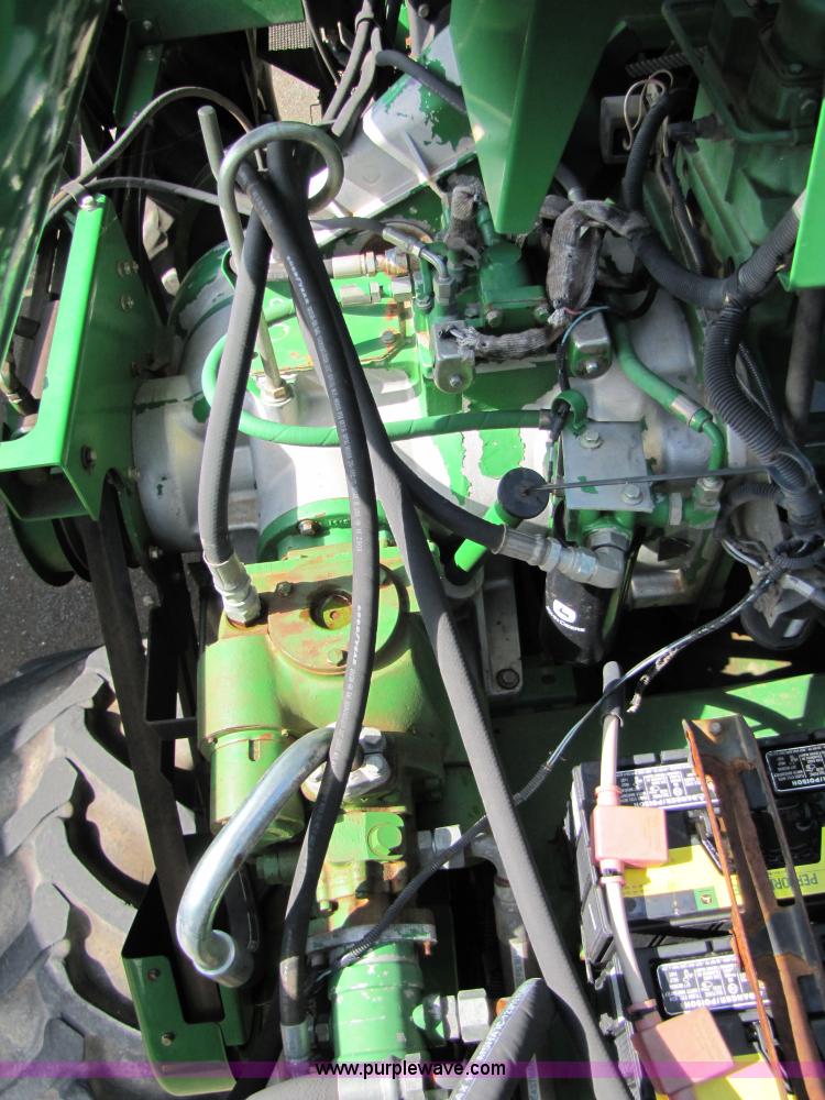 image for item 6912 2001 John Deere 9750STS 4x4 combine