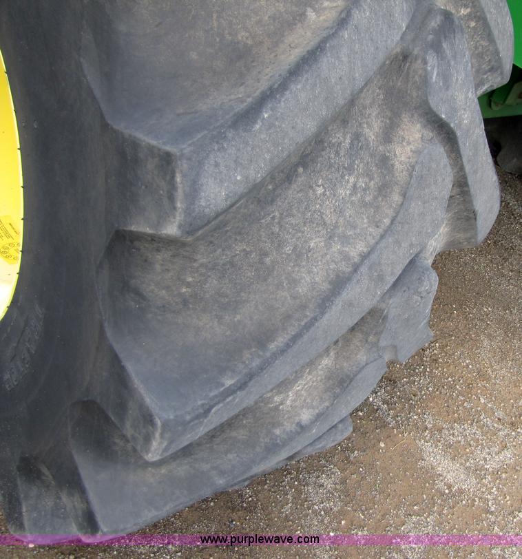 image for item 6912 2001 John Deere 9750STS 4x4 combine