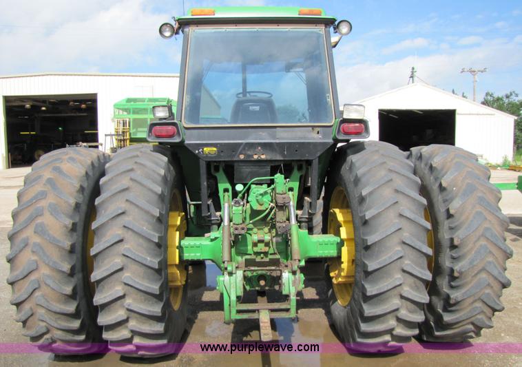 image for item 6914 1993 John Deere 4960 MFWD tractor