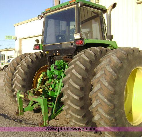 image for item 6914 1993 John Deere 4960 MFWD tractor