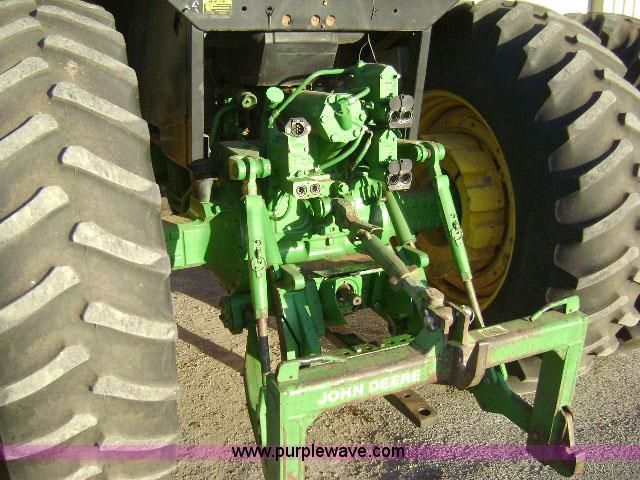 image for item 6914 1993 John Deere 4960 MFWD tractor