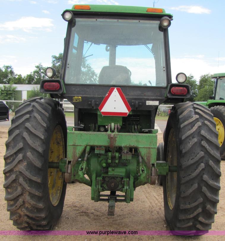 image for item 6921 1982 John Deere 4440 tractor