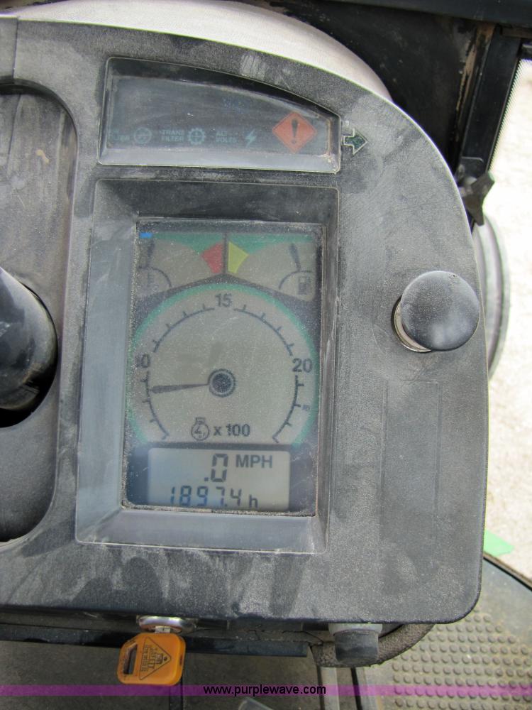 image for item 6922 1992 John Deere 4560 tractor