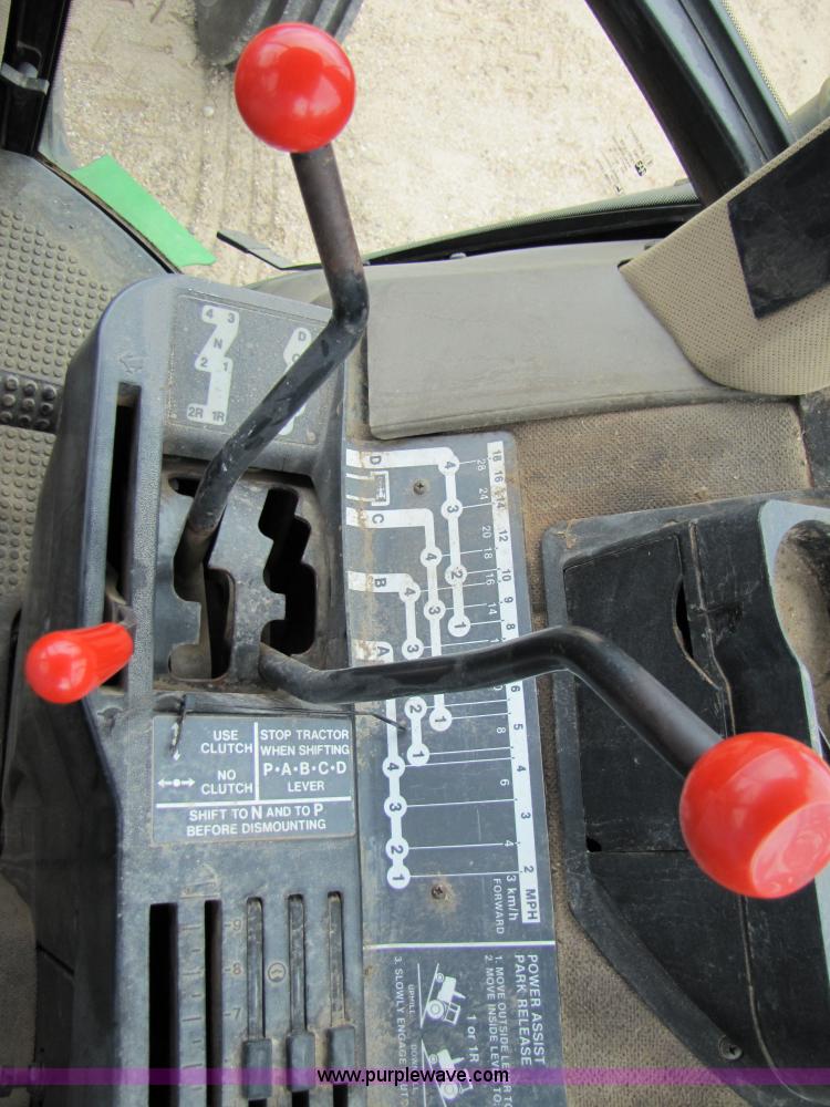 image for item 6922 1992 John Deere 4560 tractor