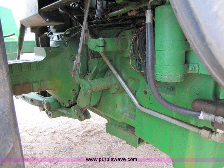 image for item 6922 1992 John Deere 4560 tractor