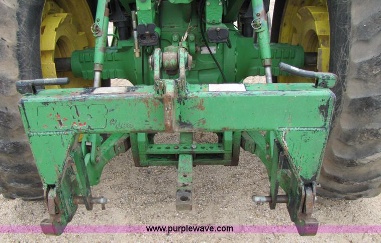image for item 6922 1992 John Deere 4560 tractor