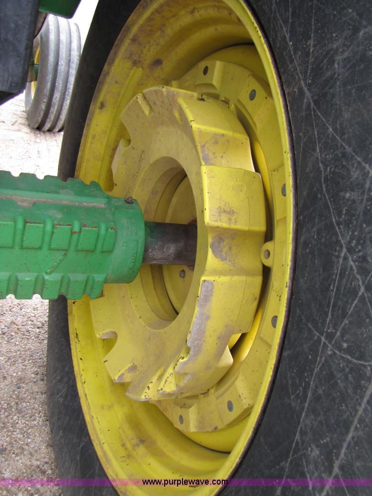 image for item 6922 1992 John Deere 4560 tractor