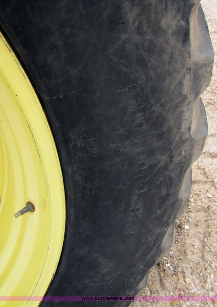 image for item 6922 1992 John Deere 4560 tractor