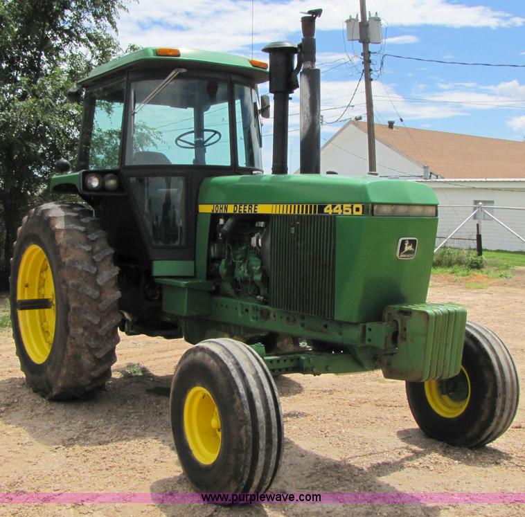 image for item 6926 1984 John Deere 4450 tractor