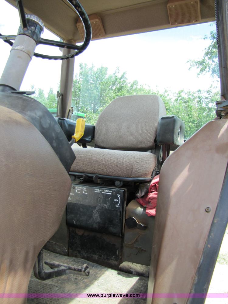 image for item 6926 1984 John Deere 4450 tractor