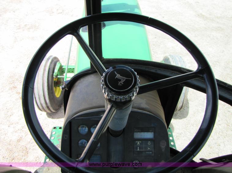 image for item 6926 1984 John Deere 4450 tractor