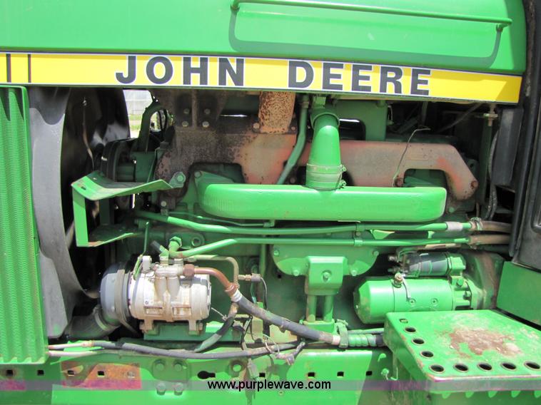 image for item 6926 1984 John Deere 4450 tractor