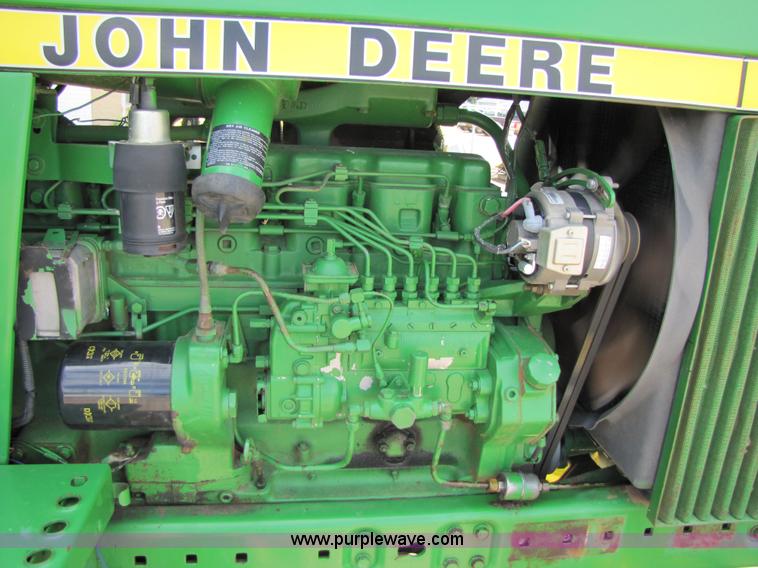 image for item 6926 1984 John Deere 4450 tractor