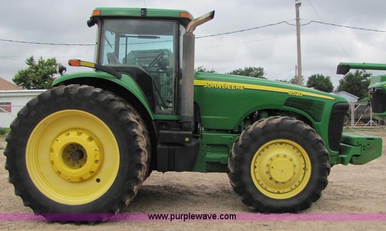 image for item 6927 2002 John Deere 8520 MFWD tractor