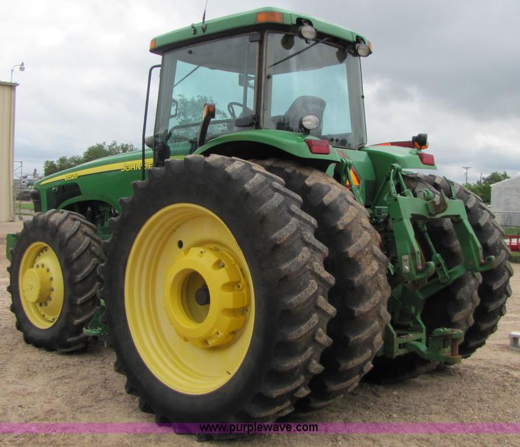 image for item 6927 2002 John Deere 8520 MFWD tractor