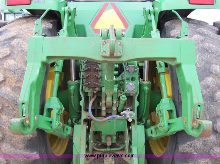 image for item 6927 2002 John Deere 8520 MFWD tractor