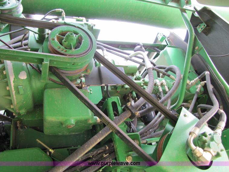 image for item 6928 2005 John Deere 9860STS combine