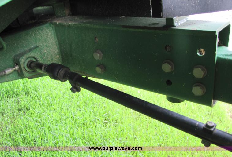 image for item 6928 2005 John Deere 9860STS combine