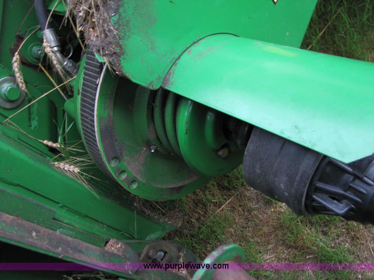 image for item 6928 2005 John Deere 9860STS combine