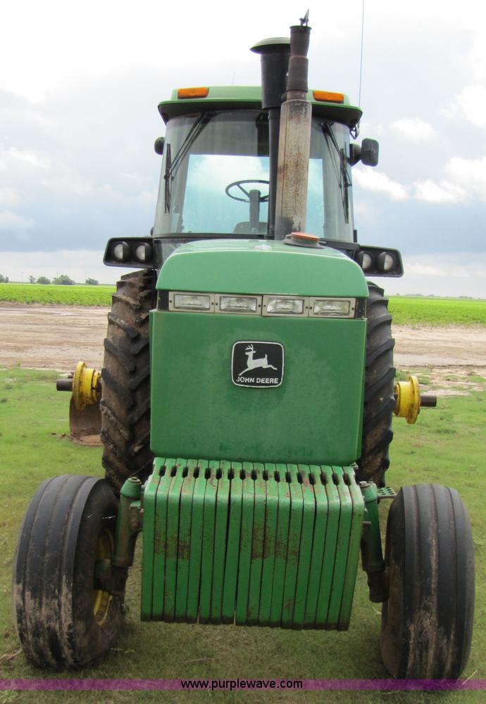 image for item 6929 1989 John Deere 4755 tractor