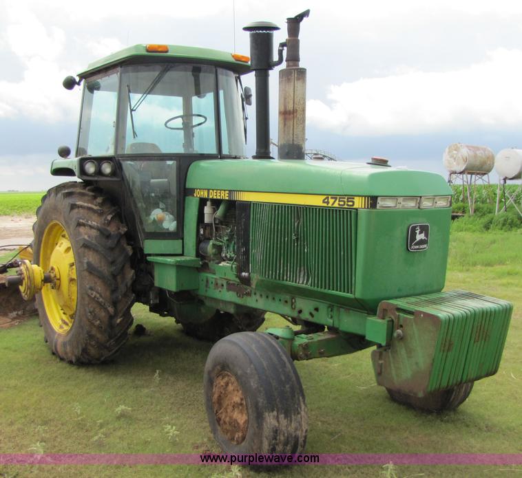 image for item 6929 1989 John Deere 4755 tractor