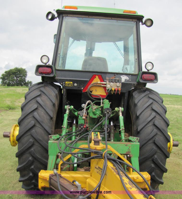 image for item 6929 1989 John Deere 4755 tractor