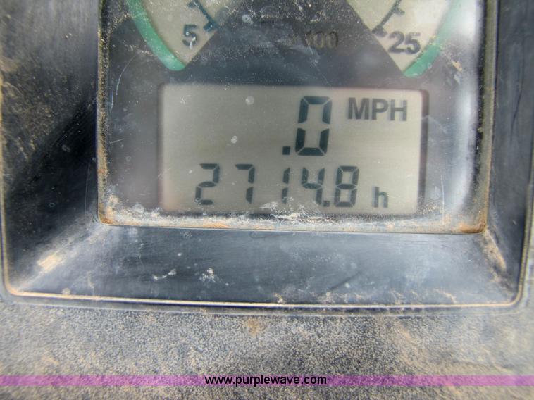 image for item 6929 1989 John Deere 4755 tractor