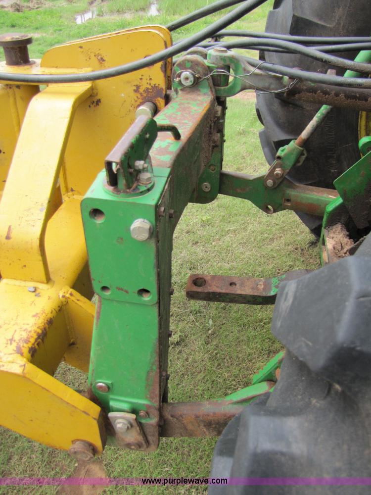 image for item 6929 1989 John Deere 4755 tractor