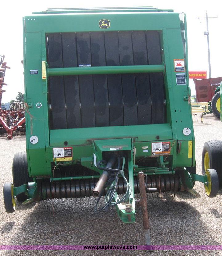 image for item 6932 2002 John Deere 567 5x6 round baler