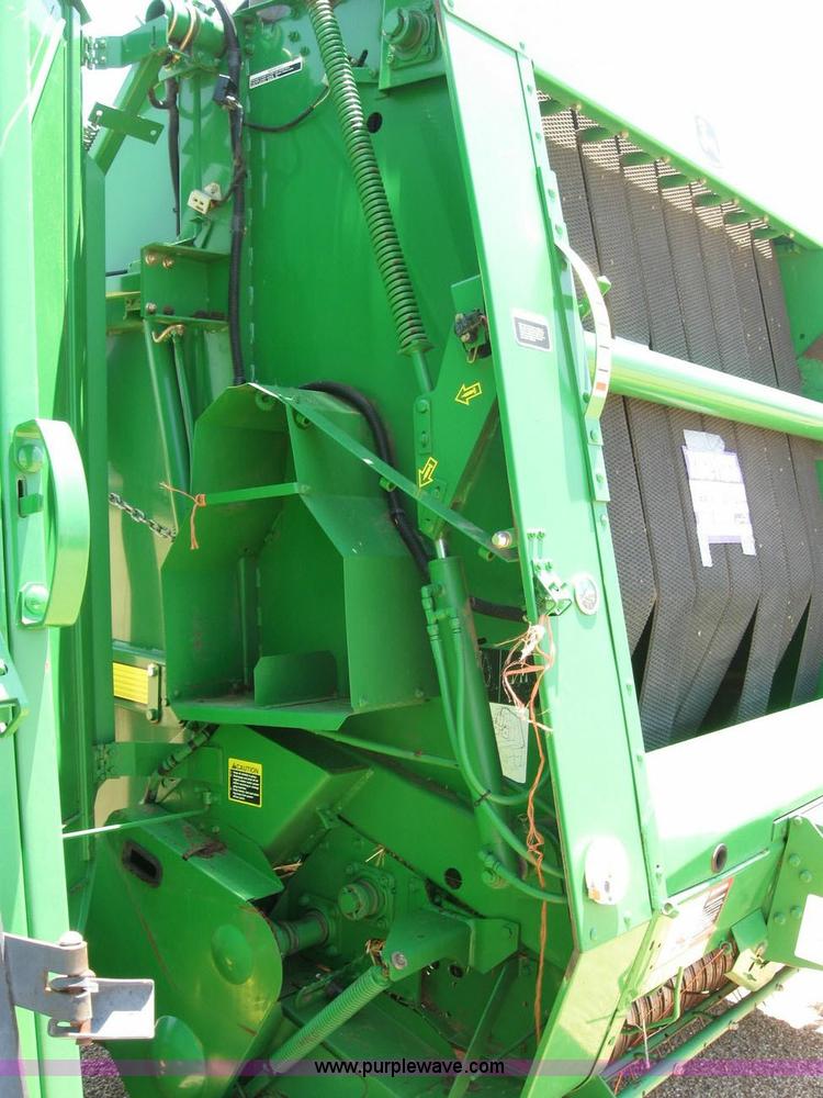 image for item 6932 2002 John Deere 567 5x6 round baler