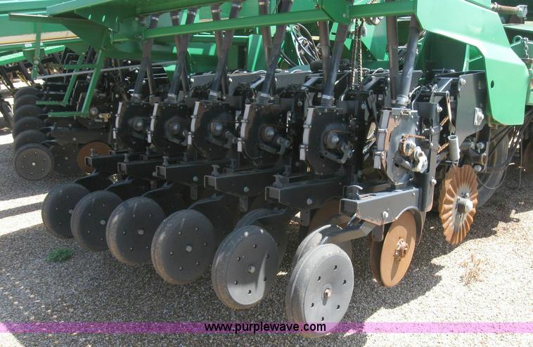 image for item 6934 1998 Great Plains 3N-3010P grain drill