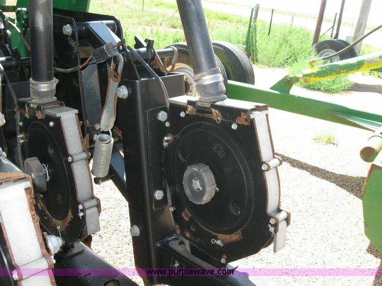 image for item 6934 1998 Great Plains 3N-3010P grain drill