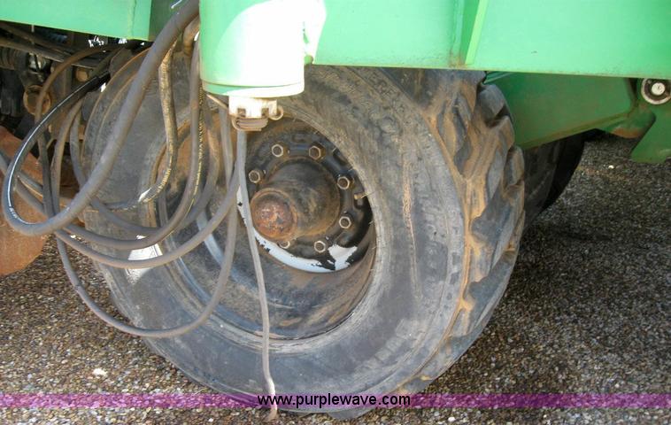 image for item 6934 1998 Great Plains 3N-3010P grain drill