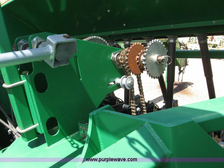 image for item 6934 1998 Great Plains 3N-3010P grain drill