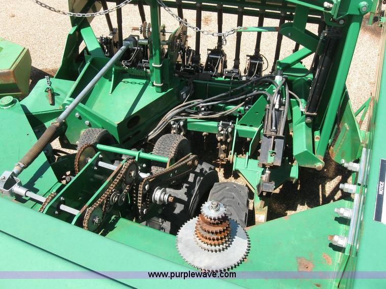 image for item 6934 1998 Great Plains 3N-3010P grain drill