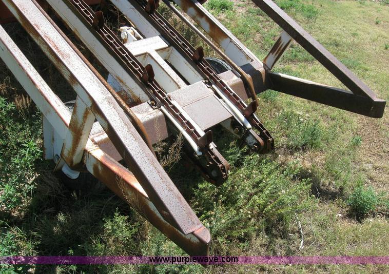 image for item 6936 Freeman 5000 bale mover