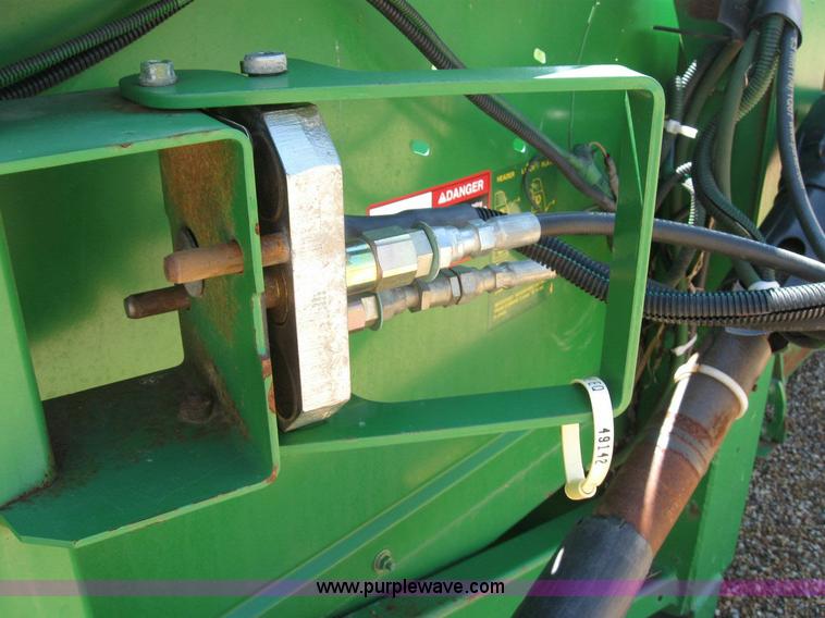 image for item 6937 2005 John Deere 1293 cornhead