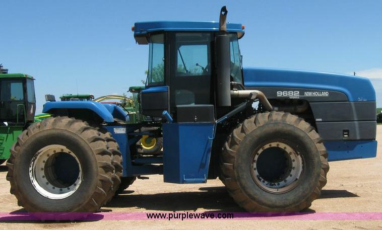image for item 6939 1997 New Holland 9682 tractor