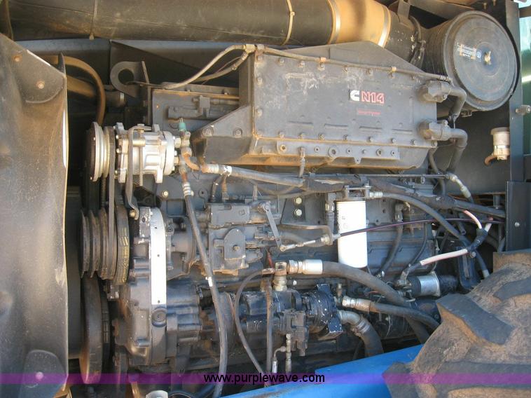 image for item 6939 1997 New Holland 9682 tractor