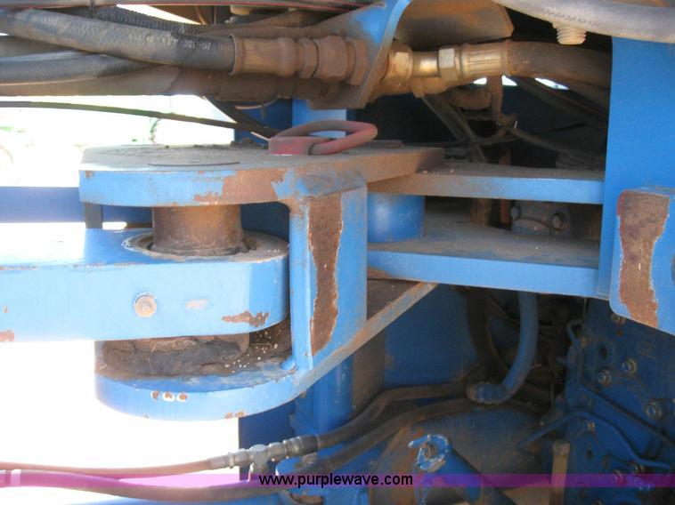 image for item 6939 1997 New Holland 9682 tractor