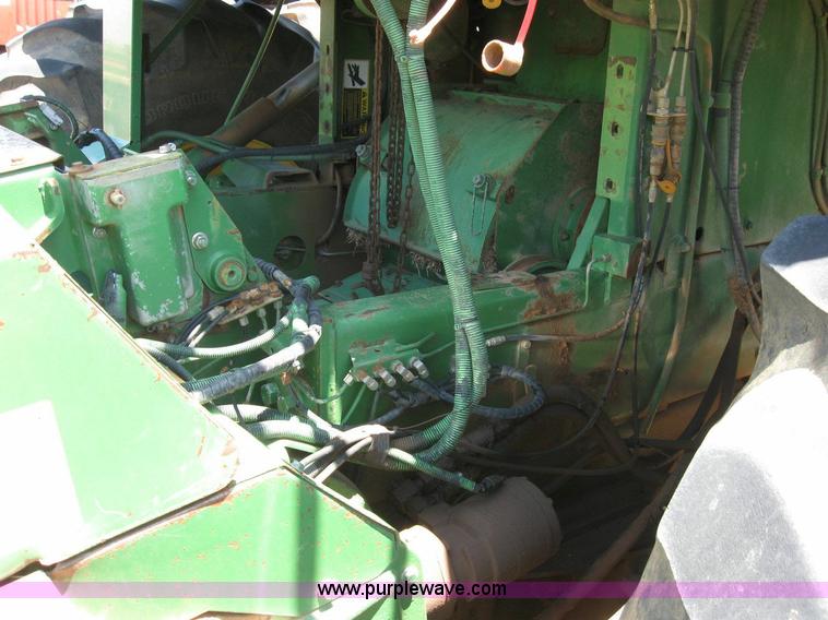 image for item 6945 1998 John Deere 6850 self-propelled forage harvester