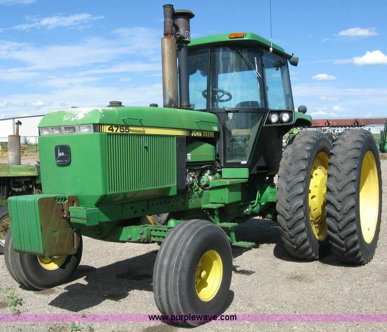 image for item 6950 1991 John Deere 4755 tractor