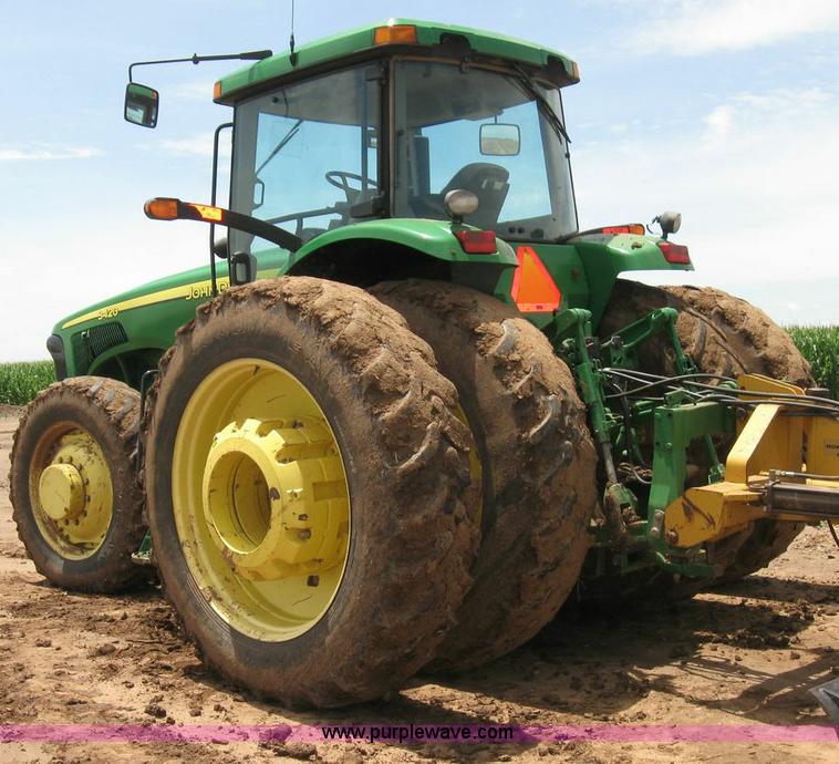image for item 6964 2004 John Deere 8420 MFWD tractor