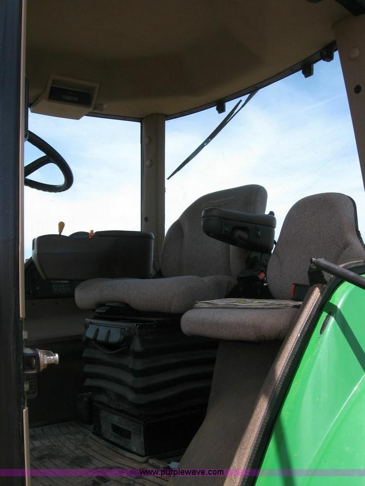 image for item 6964 2004 John Deere 8420 MFWD tractor