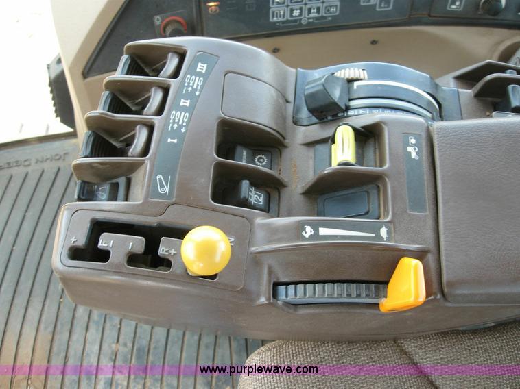 image for item 6964 2004 John Deere 8420 MFWD tractor