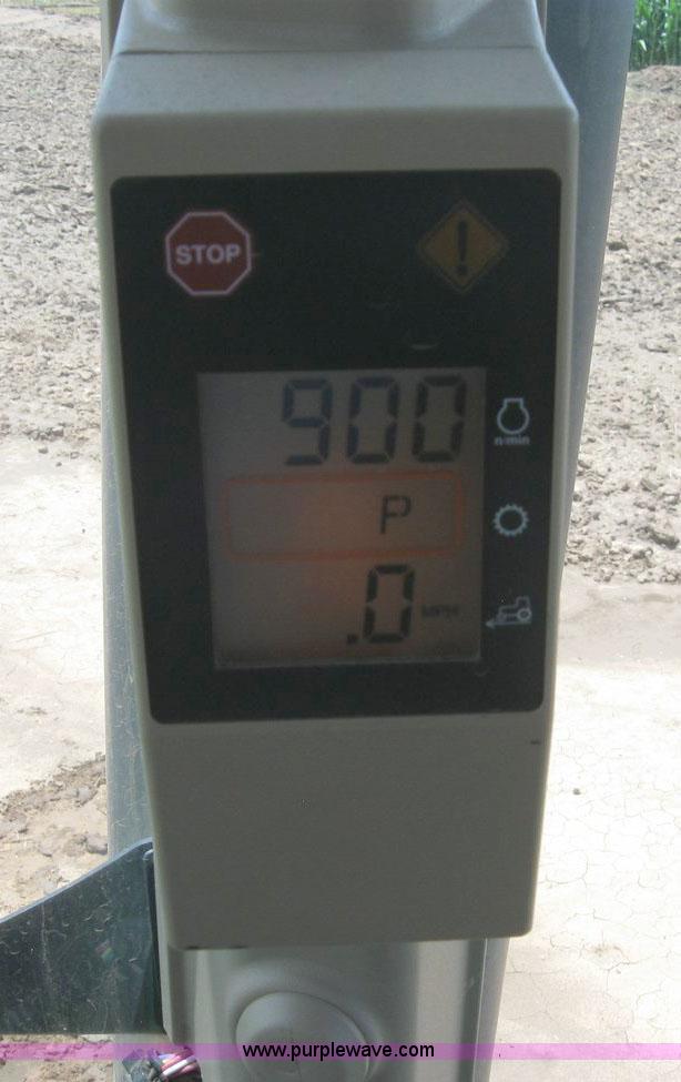 image for item 6964 2004 John Deere 8420 MFWD tractor