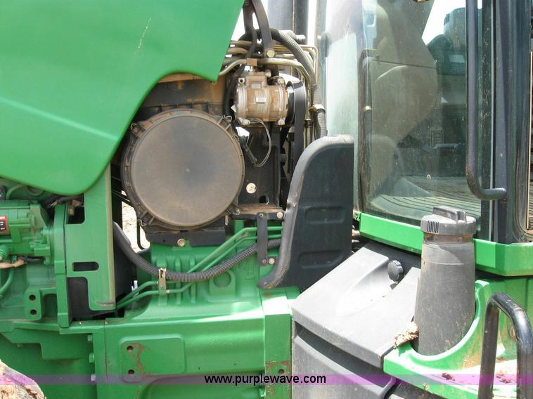 image for item 6964 2004 John Deere 8420 MFWD tractor