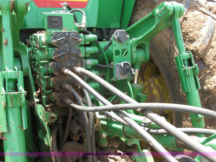 image for item 6964 2004 John Deere 8420 MFWD tractor