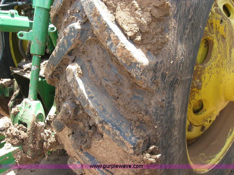 image for item 6964 2004 John Deere 8420 MFWD tractor