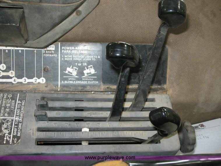 image for item 6965 1986 John Deere 4450 tractor